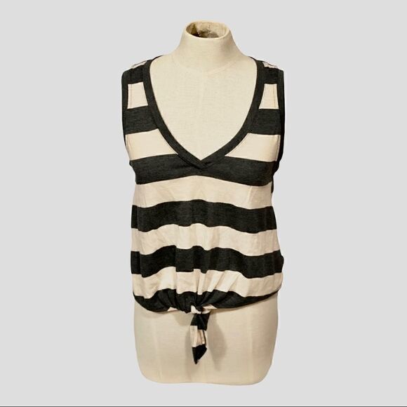 Socialite Stripe Front Tie Tank Top - Picture 6 of 7